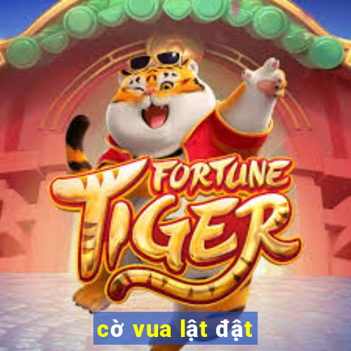 cờ vua lật đật