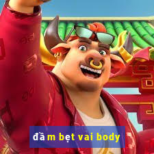 đầm bẹt vai body