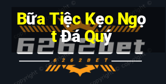 Bữa Tiệc Kẹo Ngọt Đá Quý